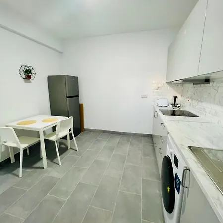 Homestay Tower Larnaca